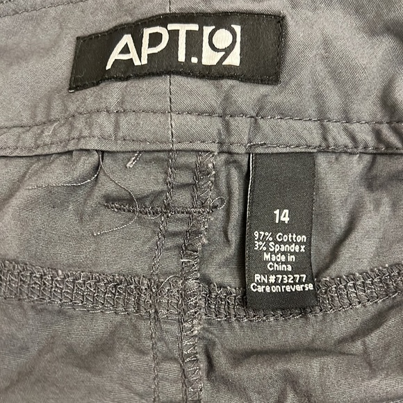 Apt 9 ladies capris - Picture 10 of 10
